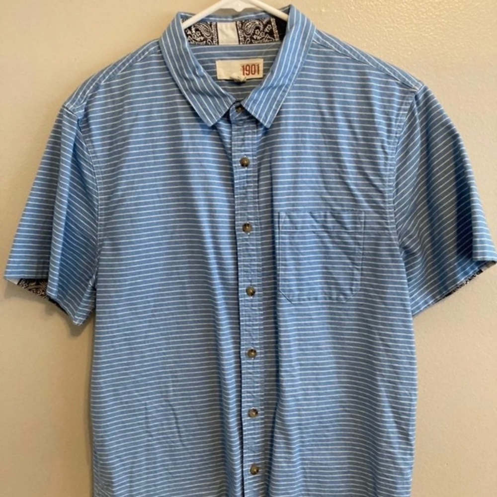 1901 Short Sleeve Button Up